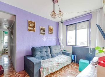 Apartamento · 47m² · 2 Quartos · No bairro Camaquã, 2 dormitórios com 47,00 m² privativos (reformado).