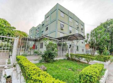 Apartamento · 47m² · 2 Quartos · No bairro Camaquã, 2 dormitórios com 47,00 m² privativos (reformado).