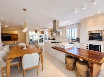 Apartamento · 151m² · 4 Quartos · 3 Vagas · Apartamento para locação no Lumière Residence em Balneário Camboriú