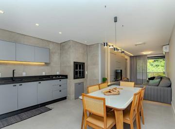 Apartamento · 112m² · 3 Quartos · 2 Vagas · Apartamento à venda na Praia dos Amores em Balneário Camboriú.