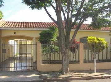Casa · 145m² · 3 Quartos · 3 Vagas · Casa com 3 quartos sendo 1 suite - Prox Av Colombo