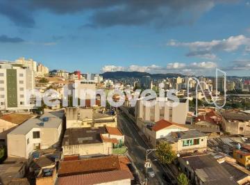 Apartamento · 61m² · 2 Quartos · 1 Vaga · Apartamento à venda de 2 quartos no Colégio Batista.