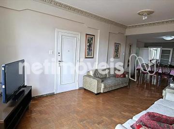 Apartamento · 128m² · 3 Quartos · Apartamento icônico com vista para o Parque Municipal, em cima do Automóvel Clube.