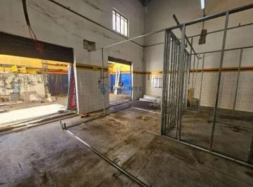 barracao-galpao-a-venda-na-avenida-princesa-doste-em-campinas1700144.jpeg · Barracão à Venda,  402 m², alugado, com rendabilidade de 0,6%, localizado na avenida Princesa D Oste