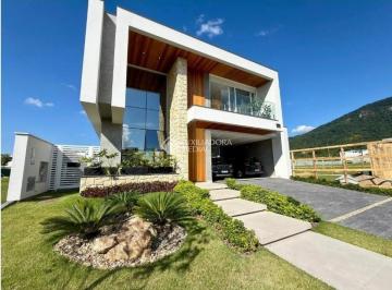 Casa · 300m² · 3 Quartos · 4 Vagas · Casa com 3 dormitórios 100% Mobiliada no Reserva da Pedra