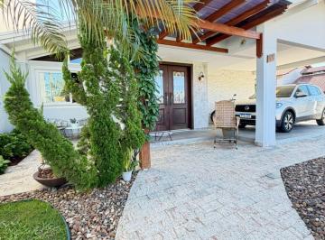 Casa · 175m² · 3 Quartos · 4 Vagas · Casa Alto Padrão em Dom Bosco, Itajaí/SC