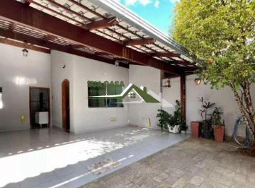 Casa · 200m² · 3 Quartos · 3 Vagas · Casa 3 quartos - 3 vagas - Planalto