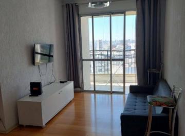 c8dd65ca2800696f8f438433cfbb75ade075b931 · Apartamento Reformado