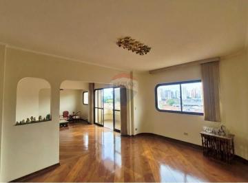 Apartamento · 247m² · 3 Quartos · 3 Vagas · 247m² de Exclusividade: Onde o Espaço e a Privacidade se Encontram no Tatuapé