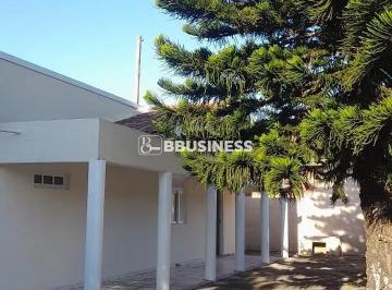 whatsapp-image-2025-09-23-at-13-00-17-21758646557963.jpeg · Casa à venda, Parque Guarus, Campos dos Goytacazes, RJ