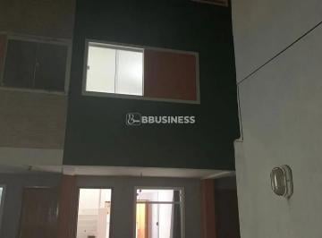 2afd9160-c78a-4b2f-ba7f-f4414bd90f6b1752176156243.jpg · Casa Duplex com Terraço e Churrasqueira à Venda no Parque Santo Antônio  Conforto e Localização Priv
