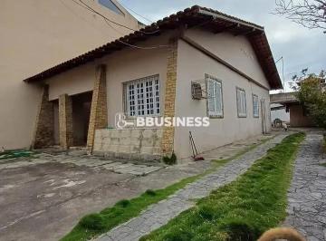 lateral21770928244053.jpeg · Casa com 360m² de terreno à venda com 3 quartos - Parque Califórnia, Campos dos Goytacazes, RJ