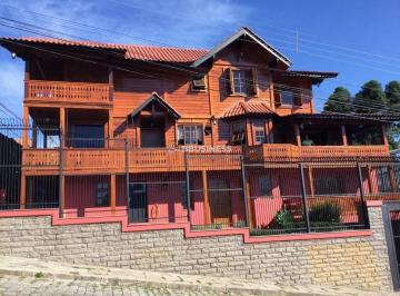 frente1761423164517.jpeg · Casa à Venda com 4 dormitórios,2 suítes, 4 vagas de garagem - Salgado Filho, Caxias do Sul, RS