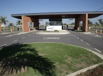 porta1749513975973.jpg · Terreno 421 m² à venda, Condomínio Alphaville Campos, Campos dos Goytacazes, RJ