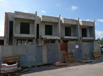 whatsapp-image-2026-03-20-at-11-10-27-11774032198318.jpeg · Sobrado à venda com 2 quartos - São Virgílio, Caxias do Sul, RS