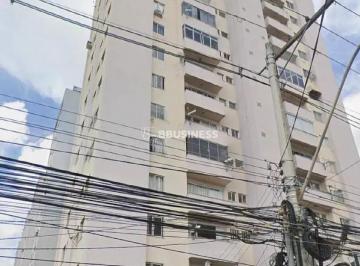 imagem-do-whatsapp-de-2025-05-29-a-s-18-05-44_82f48b0f1748554477248.jpg · Apartamento à Venda no Centro de Campos 2 Quartos, Sacada e Portaria 24h - RJ