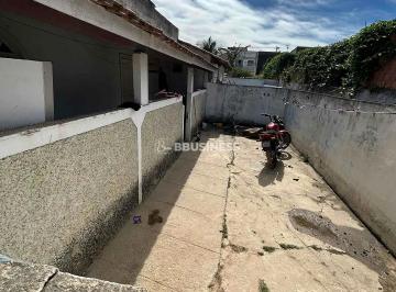 IMG_0771.jpg · Terreno com Duas Casas Independentes à Venda no Parque Penha Ideal para Morar e Investir - Campos d