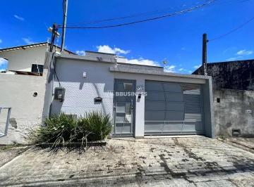 whatsapp-image-2025-04-15-at-20-38-001744764192480.jpeg · Oportunidade casa à Venda com 2 quartos, Suíte, Piscina e Área Gourmet Parque Imperial