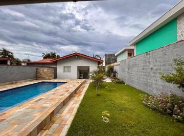 Casa · 192m² · 3 Quartos · 4 Vagas · Casa à venda com 3 quartos, sendo 1 suíte - Centro, Bertioga, SP