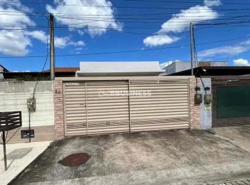 f500a538-d98b-419c-85fc-9df88e56333c.jpg · Casa Linear à Venda no Alphaville 2 Quartos (1 Suíte), 125 m², Terreno de 180 m², Campos dos Goytac