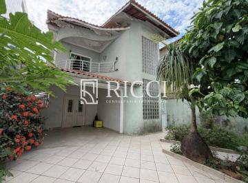 Imperdível sobrado à Venda em Santos-SP na Ponta d · Imperdível sobrado à Venda em Santos-SP na Ponta da Praia: 3 quartos, 2 suítes, sala ampla, 4 banhei