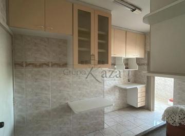 Apartamento de 2 quartos, Jacareí · Apartamento Edifício Mansão do Vale Centro 2 Banheiros 69m²Churrasqueira. Centro em Jacareí.