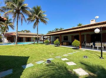 Casa · 800m² · 6 Quartos · 4 Vagas · Casa com amplo terreno à venda no Condomínio Jardim Acapulco na praia do Guarujá