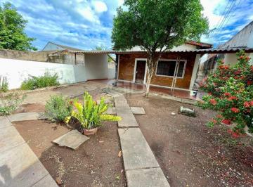 Casa · 84m² · 3 Quartos · 3 Vagas · Casa 3 quartos com terreno Centro-Norte