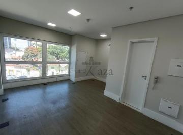 Comercial · 24m² · 1 Vaga · Oportunidade - Sala em Comercial - Edifício Downtown Offices - Centro - 24m².
