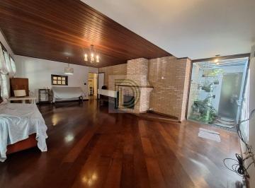 Casa · 239m² · 3 Quartos · 5 Vagas · Casa térrea no Parque Continental | 3 dormitórios (1 suíte), 5 vagas e espaço gourmet