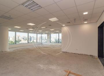 Comercial · 109m² · 2 Vagas · Conjunto Comercial em Moema com 109m², 2 Vagas e Vista para o Parque Ibirapuera !
