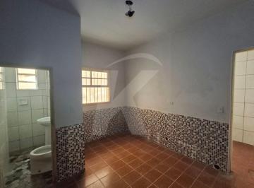Casa · 35m² · 1 Quarto · Casa com 1 quarto, cozinha e banheiro