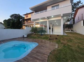 Casa · 170m² · 4 Quartos · 5 Vagas · Casa Moderna c/ Piscina e 3 suites + quarto/escritorio em Atibaia, Aluguel!
