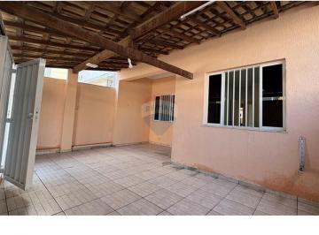 Apartamento · 78m² · 4 Quartos · 2 Vagas · Casa Reformada à venda junto ao Largo do Bicão
