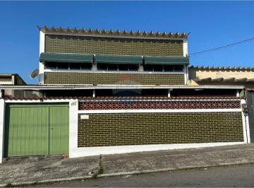 Casa · 341m² · 2 Quartos · 3 Vagas · Casa à venda em Irajá - Joia Rara - 341m² com Terraço!