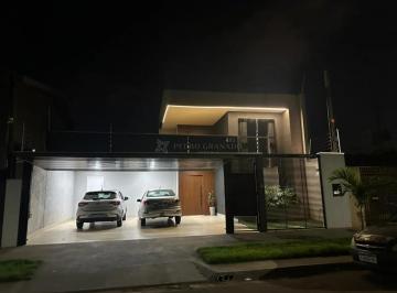 Casa · 218m² · 3 Quartos · 3 Vagas · Casa/Sobrado Casa em Maringá
