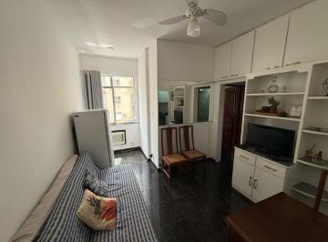 Apartamento de 1 quarto, Rio de Janeiro · Excelente oportunidade! Vendo apartamento todo reformado em Copacabana.