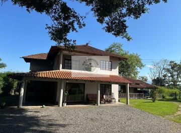 Casa · 150m² · 3 Quartos · 1 Vaga · Sobrado com 3 dormitorios, rua sem saida, amplo terreno de 3.000 m2, lago, rancho