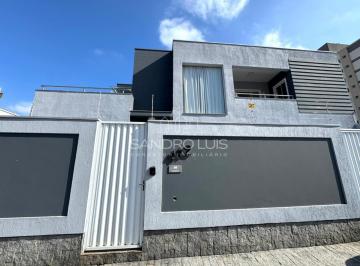Casa · 263m² · 3 Quartos · 2 Vagas · Casa Alto Padrão em São João, Itajaí/SC