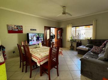 ebltgpe2owuyngflmzziytdk_md · Casa no bairro Boqueirão em Praia Grande SP.