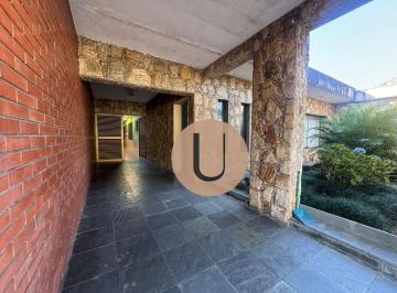 25815bcd26d5bfdc51034e01559747e500192099 · Casa com 3 quartos sendo 2 suítes, 253 m2 - Parque dos Pássaros - São Bernardo do Campo