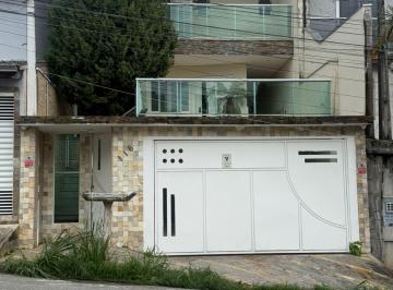 Casa de 1 quarto, Mogi das Cruzes · Casa a venda 4 andares e 4 suítes no residencial algarve