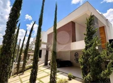 Casa · 225m² · 4 Quartos · 6 Vagas · Condomínio com 4 quartos à venda em Aldeia Da Serra - SP