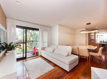 Apartamento · 118m² · 3 Quartos · 2 Vagas · Imperdível: Apartamento à venda em Moema, São Paulo-SP! 3 quartos, 1 suíte, 4 banheiros, 2 vagas e 1