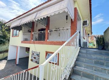 Casa de 5 quartos, Águas de São Pedro · Casa 5 dormitórios - Jardim Iporanga - Águas de são Pedro