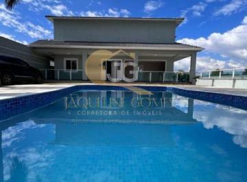 20231108204536722.jpg · Casa para Locação em Arujá, Jardim Santo Antônio, 3 dormitórios, 3 suítes, 4 banheiros, 2 vagas