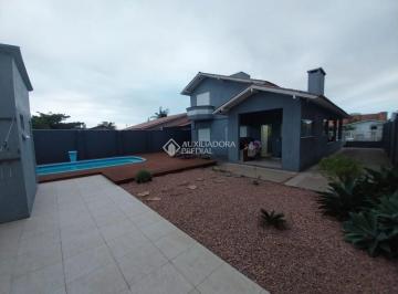 Casa · 252m² · 4 Quartos · 2 Vagas · Casa de 4 quartos no Bairro Santo Antônio em Capão da Canoa