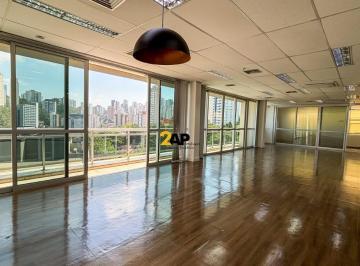 Comercial · 187m² · 3 Vagas · Sala comercial na Vila Andrade: 2 salas, 2 banheiros, 3 vagas de garagem e 187m² de área!