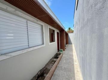 Casa de 2 quartos, Itanhaém · Casa à 800m do mar com 2 quartos em Itanhaém.