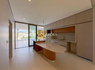 bbf31dabaa3e6ba7ceb872954b32de8e723a0a57 · CASA MODERNA PARK WAY QUADRA 5 4 SUÍTES PDD PISCINA CHURRASQUEIRA CONDOMÍNIO